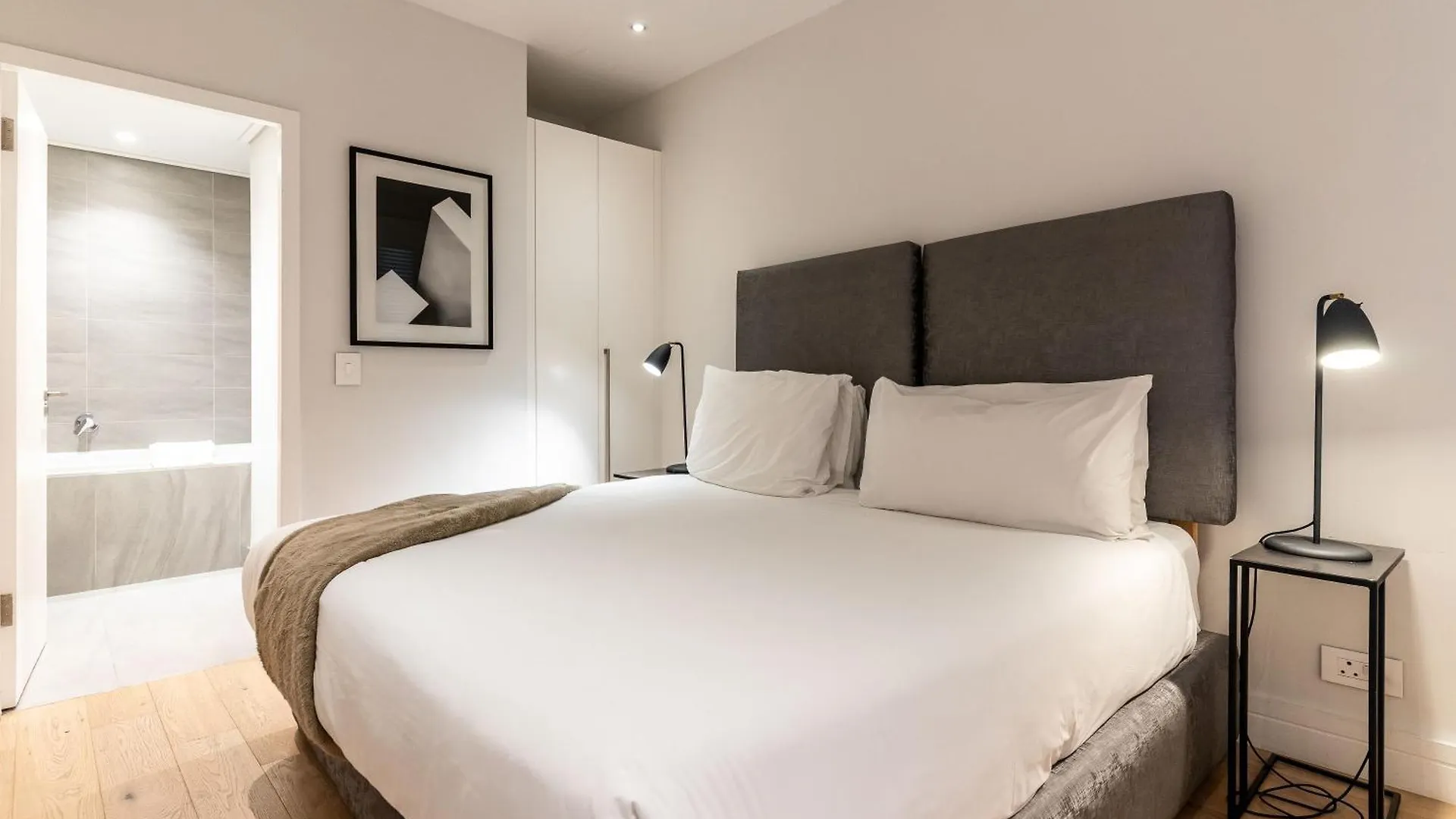 Skyline Apartment 2112 - In The Heart Of Cape Town Güney Afrika